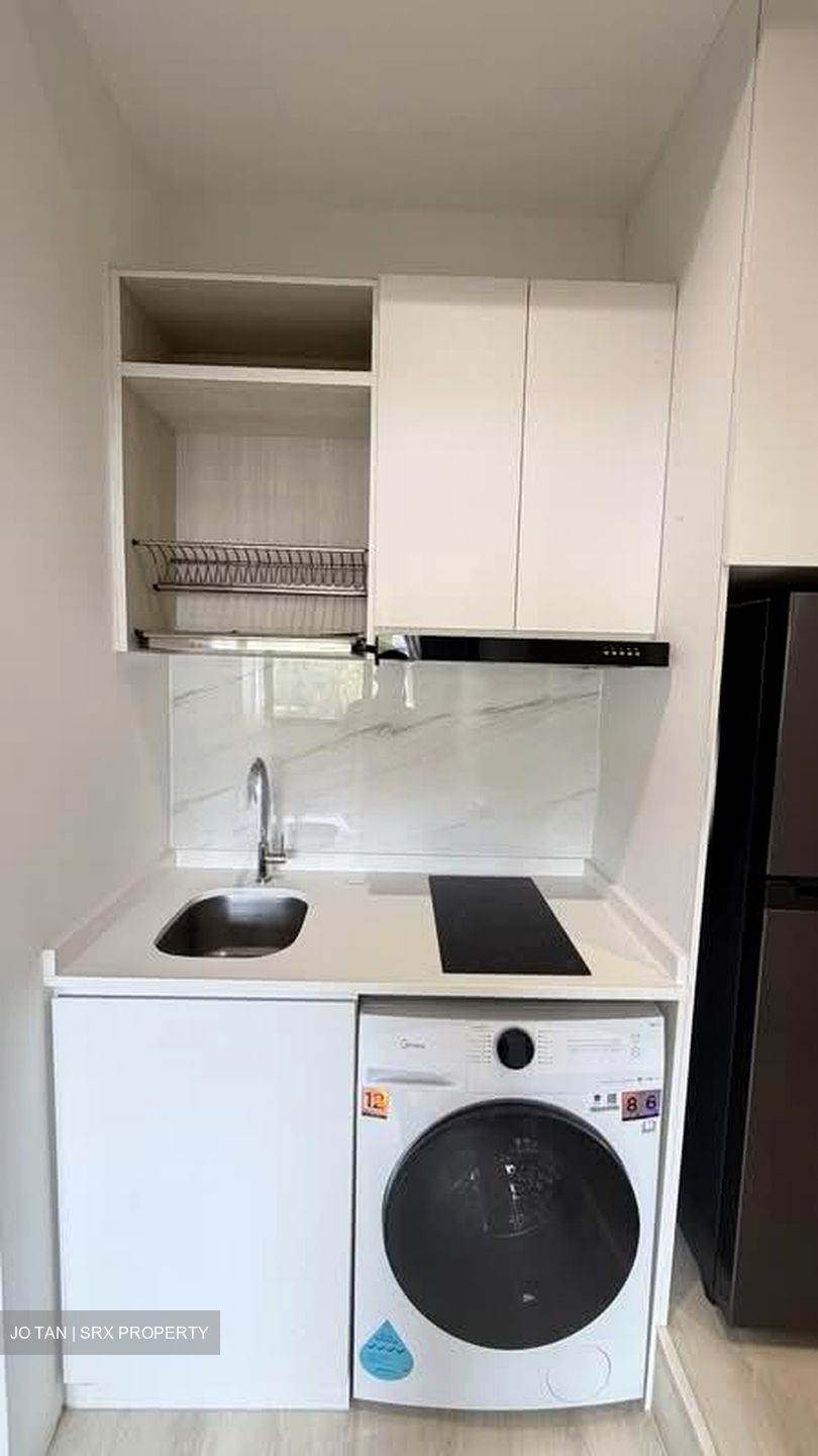 East Coast Road (D15), Apartment #553606491